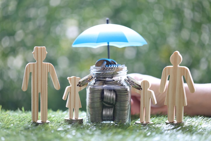How Group Life Insurance Can Benefit Small Businesses